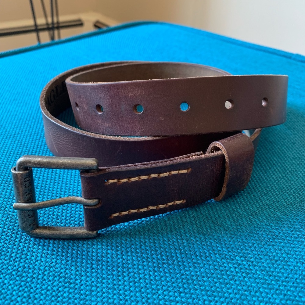 American Eagle Brow Leather Belt Size Medium